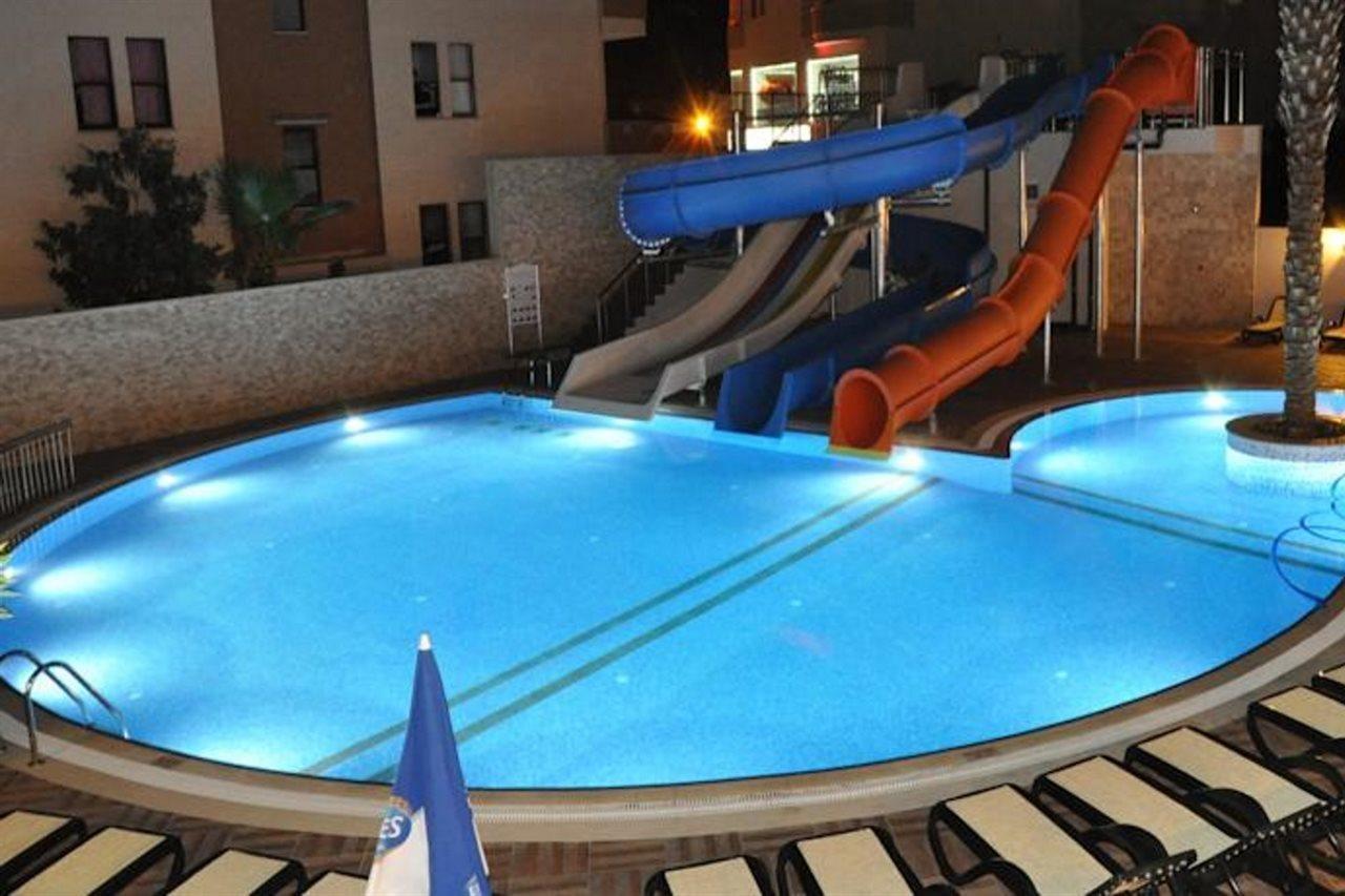 Almera Park