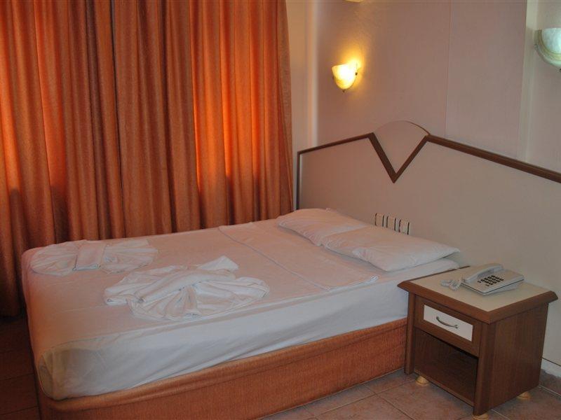 Aparthotel Dreams 2*