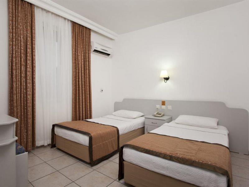 Aparthotel Kleopatra Aytur