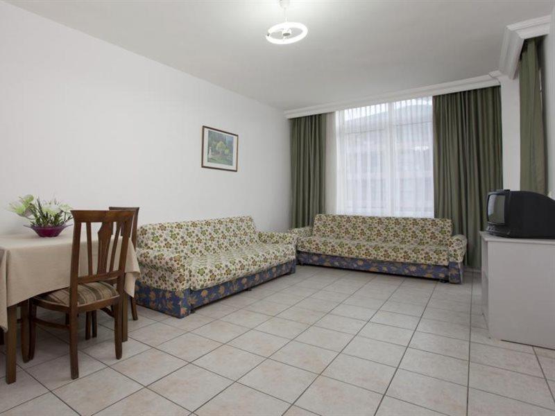 Kleopatra Aytur Alanya