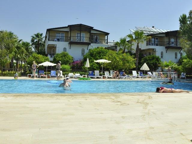 Hotel Club Serena 3*