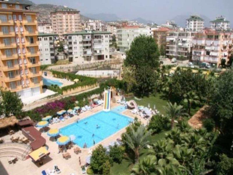 Resort Elysee Garden Family