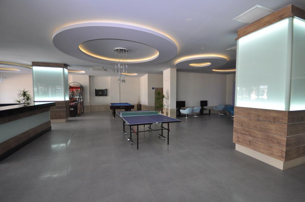Aura Apartment *