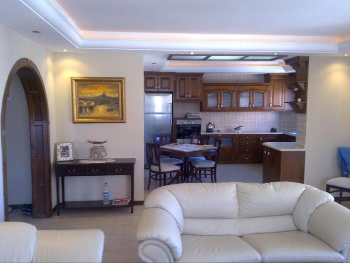 Alden Iii Apartment *