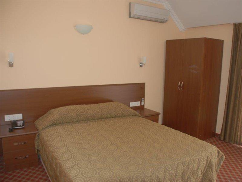 Hotel Pekcan 2*
