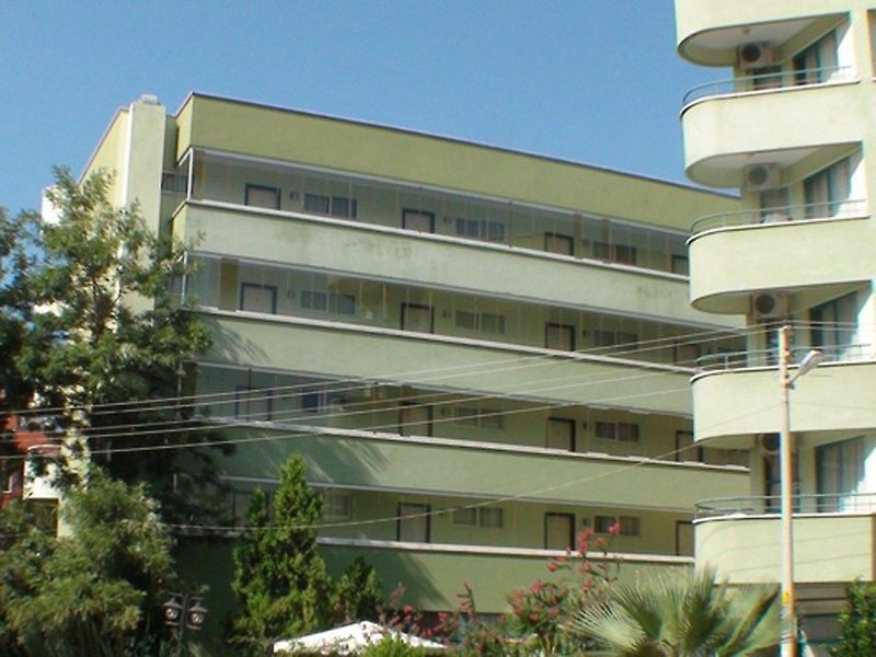 Gold Safran Hotel 4*