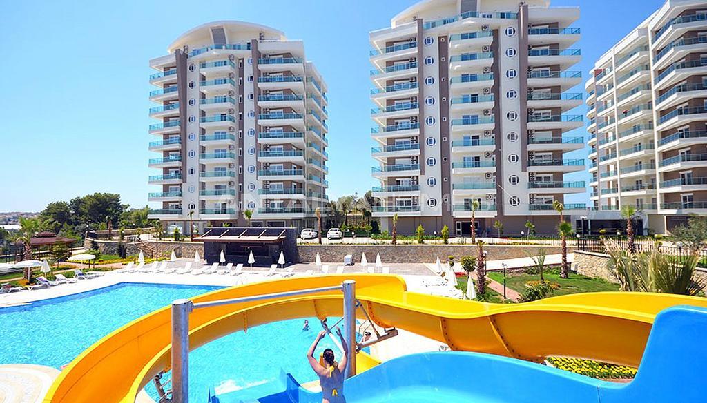 Crown City Apartment *