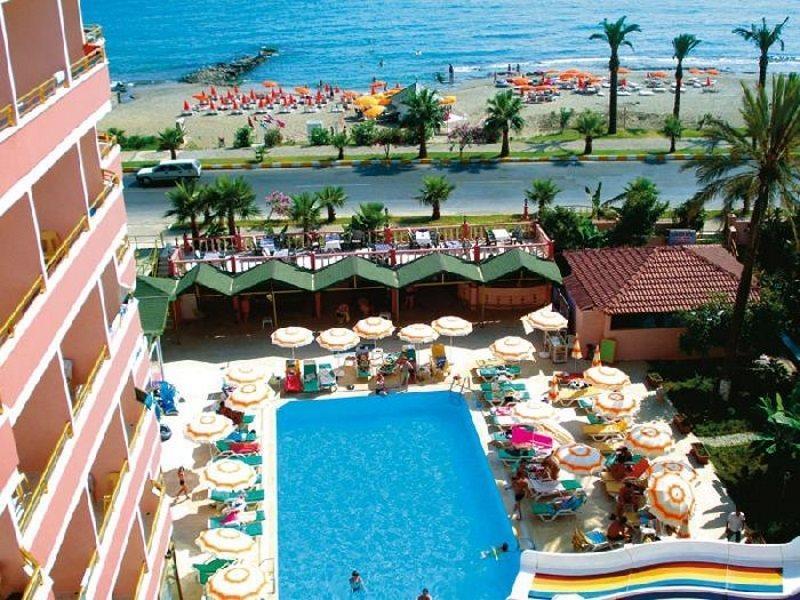 Grand Bayar Hotel