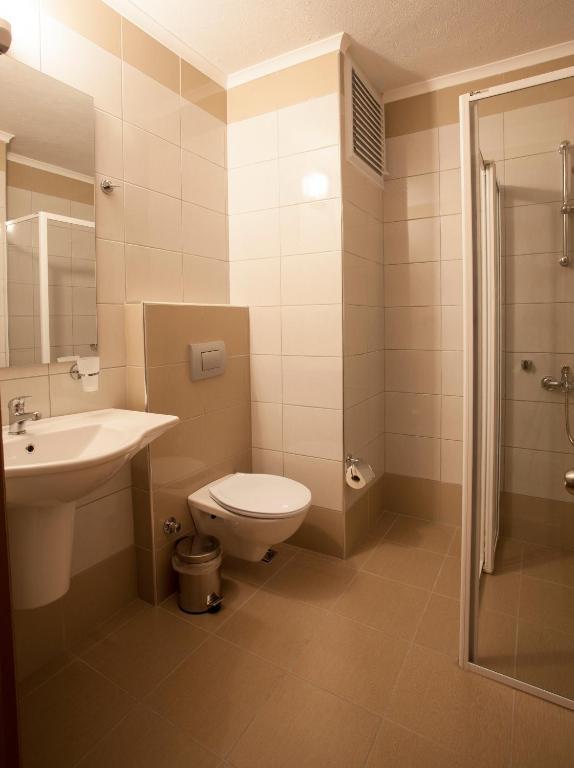 Otel Gunes House