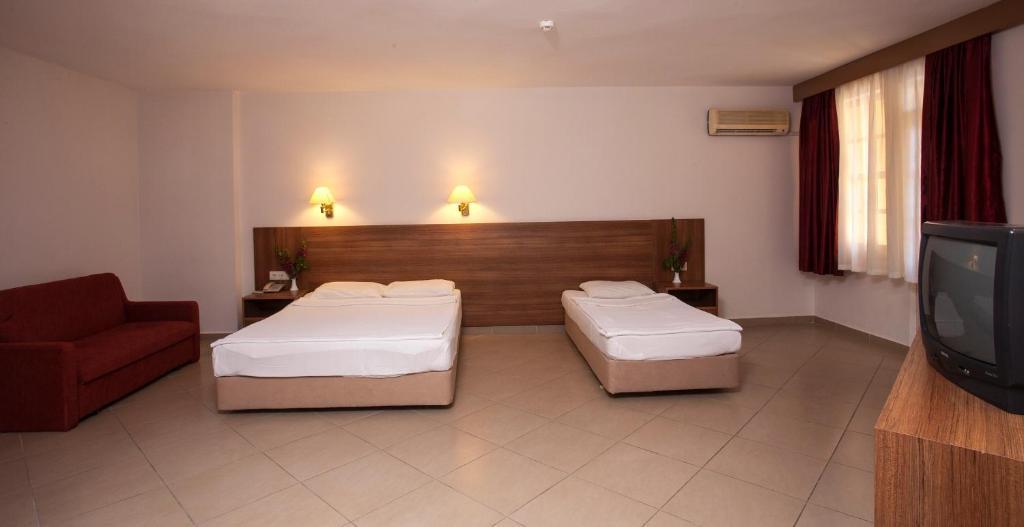 Otel Gunes House 2*