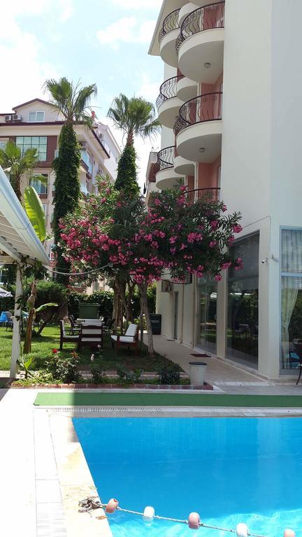 The S & Aparthotel 2*