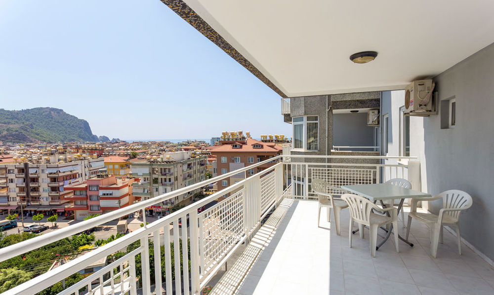 Kleopatra Tower Alanya