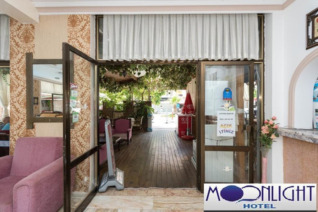 Moonlight Hotel 3*