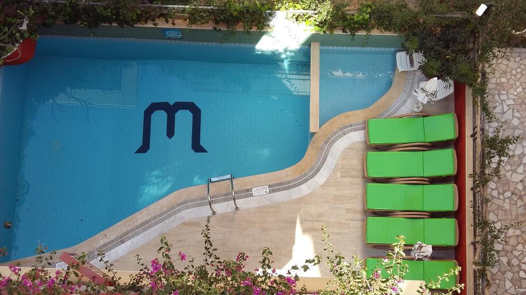 Aparthotel Musti Apart 3*