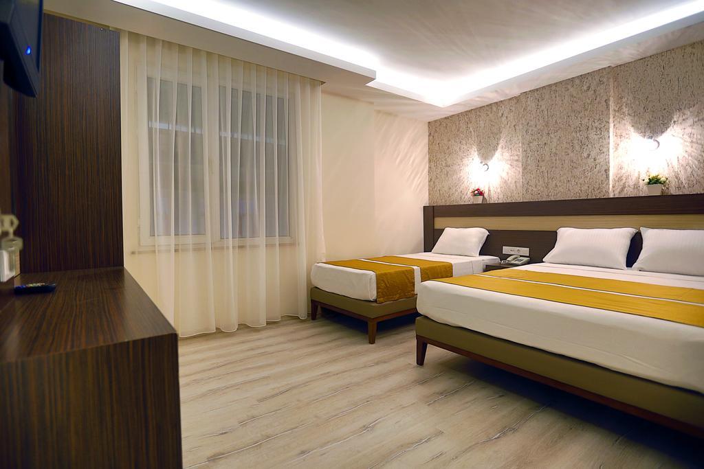 Hotel Enki 2*