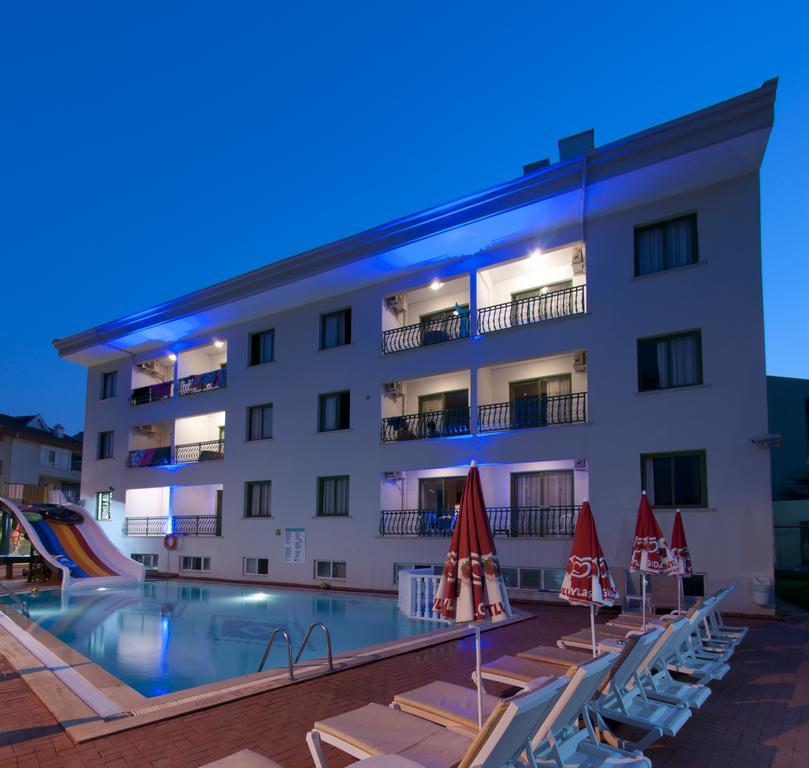 The S & Aparthotel