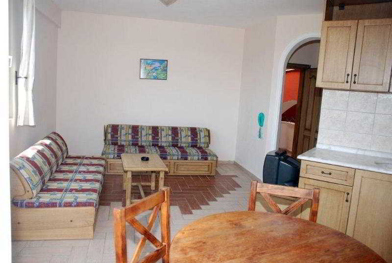 Aparthotel Atak 3*
