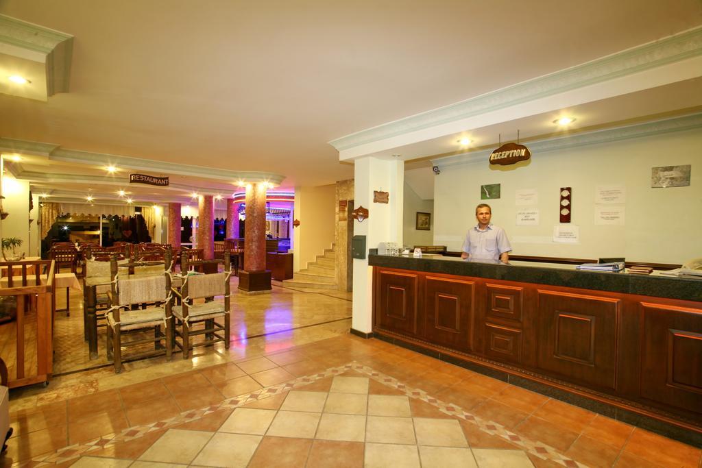 Magi Aparthotel