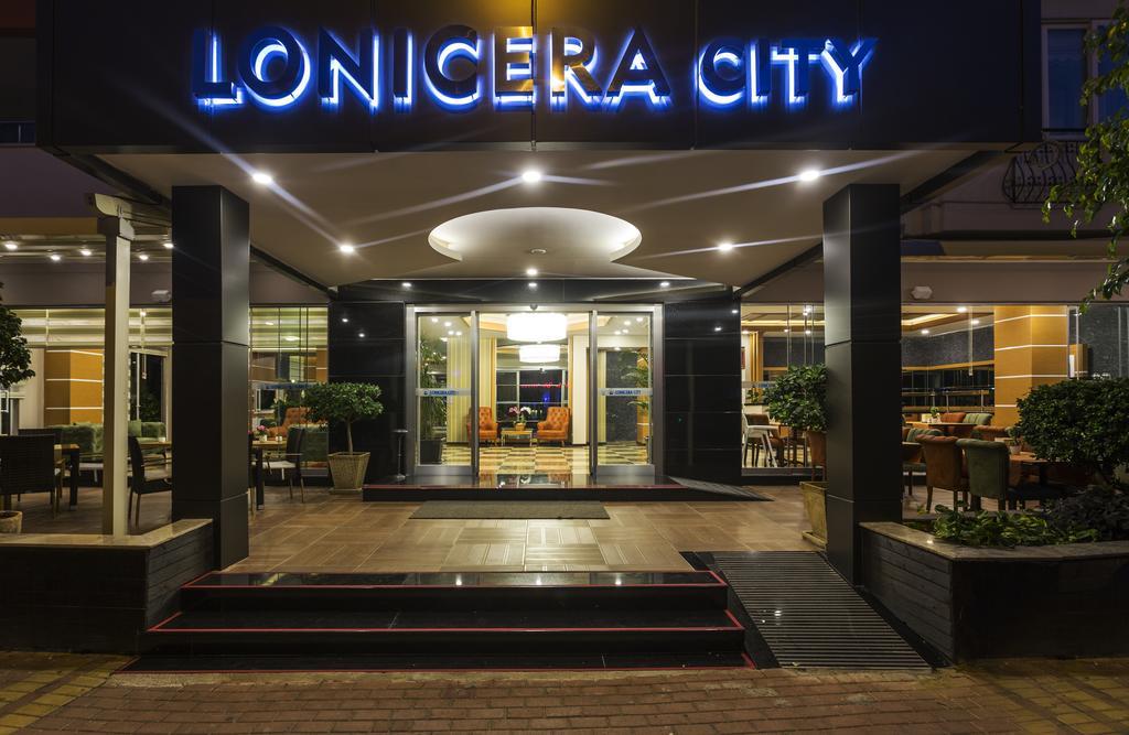 Lonicera 3*