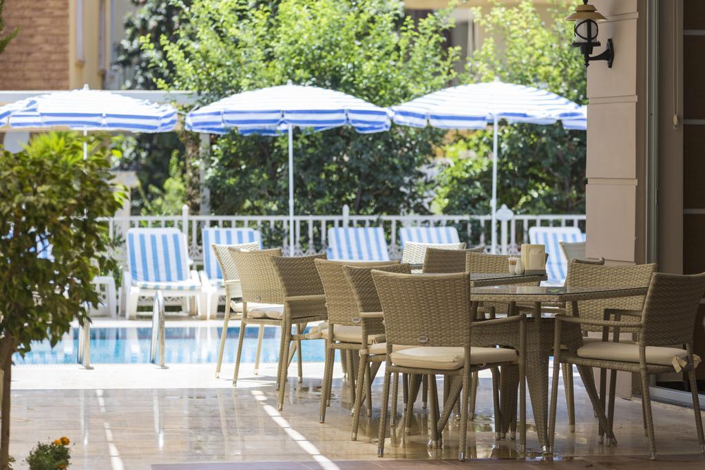 Lonicera Hotel 3*