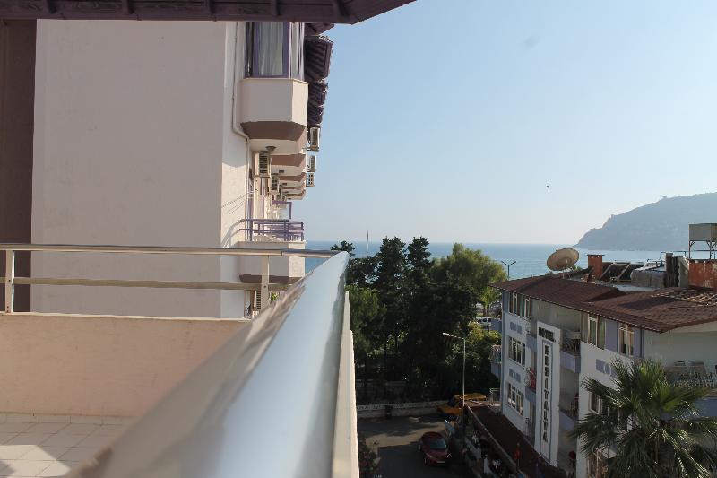 Rosella Hotel 3*