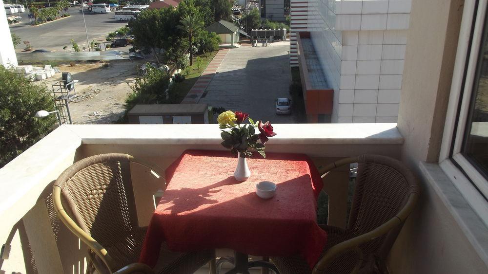 Best Life Apart 3*