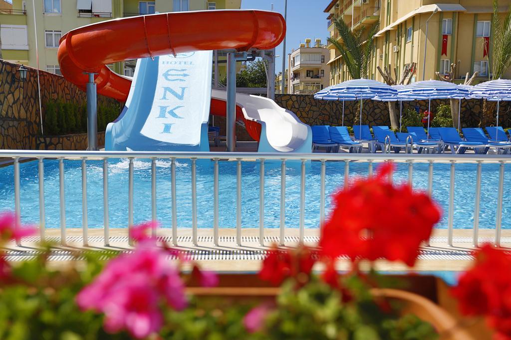 Enki Hotel 2*