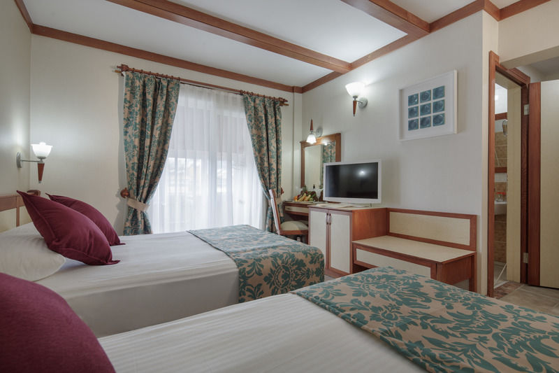 Alaiye Kleopatra Hotel 4*
