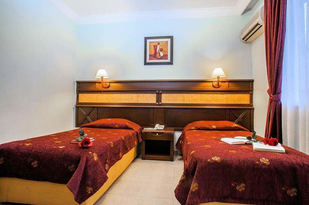 Hotel Kleopatra Alis 3*