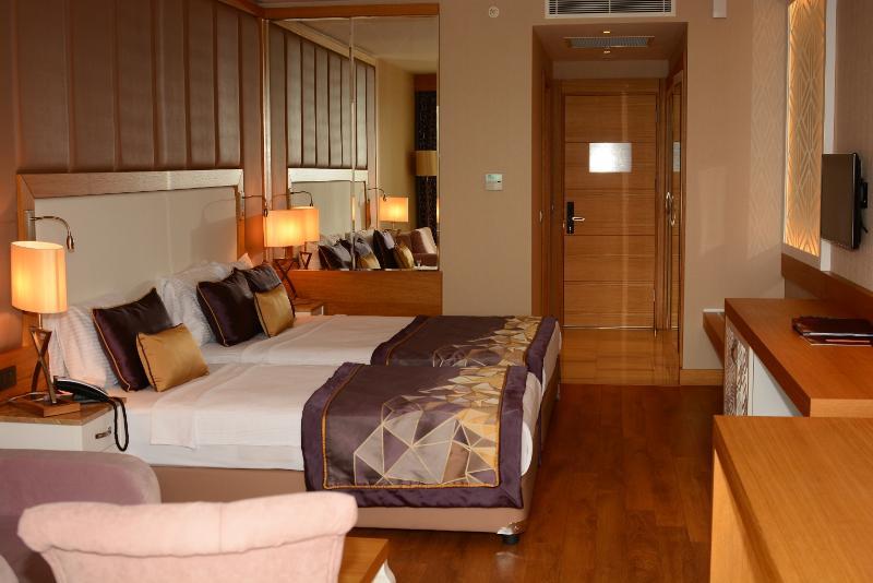 Hotel Mary 5*