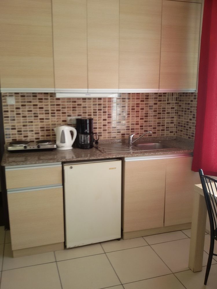 House 1 Aparthotel 3*