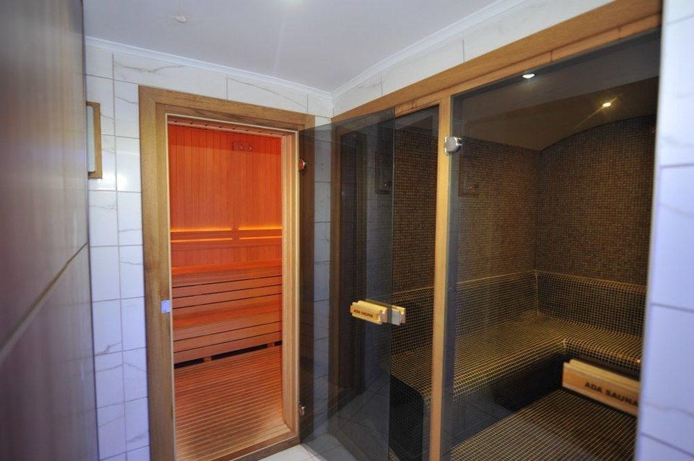 Asrin Hotel *