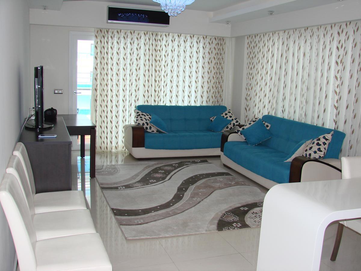 Azura - Magic World Apartment