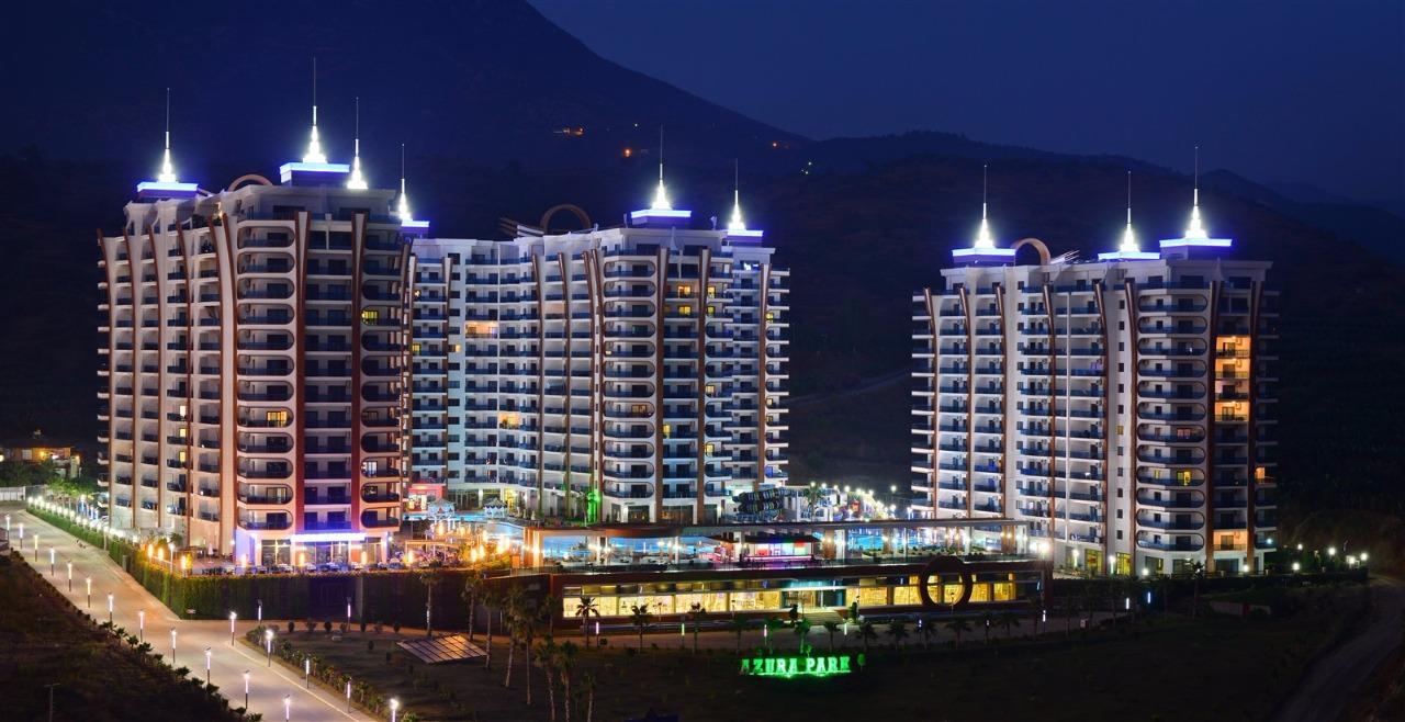 Azura Park Aparthotel