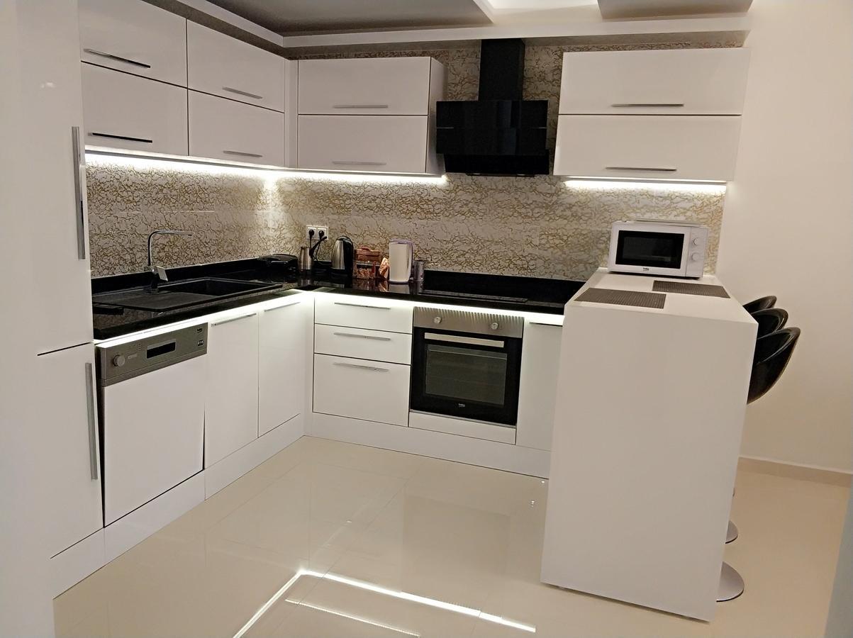 20 Cleopatra Select Apartment *