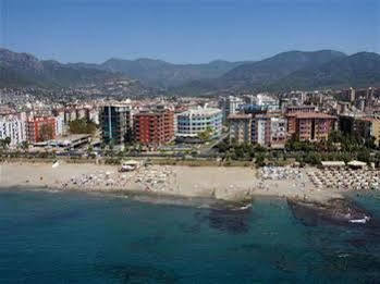 Hotel Monart Luna Playa Alanya