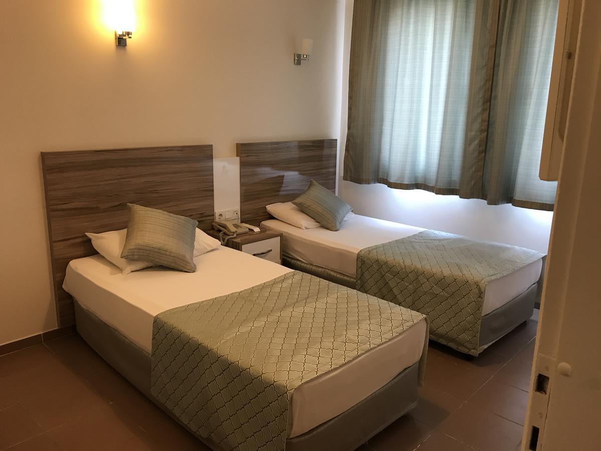 Narcis Aparthotel 5*