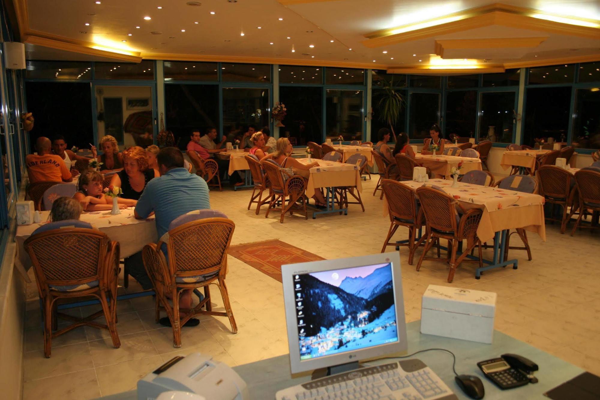 Aparthotel Anahtar