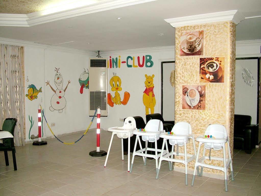Odeon Apart Hotel *
