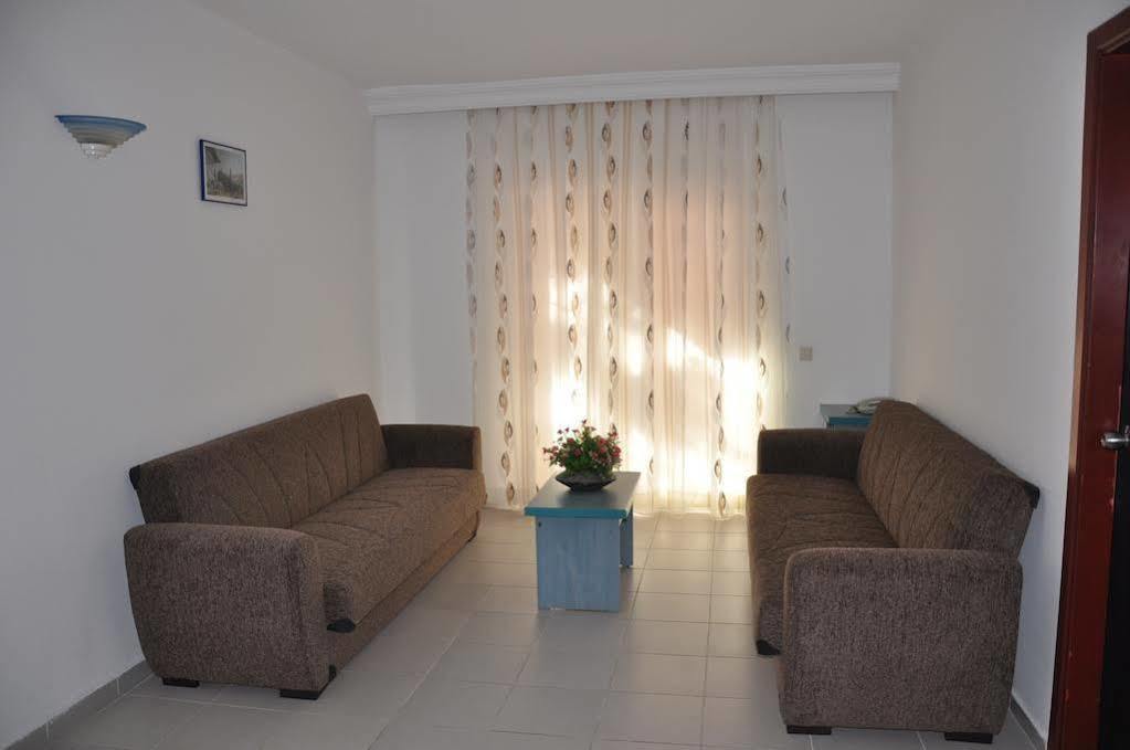 Odeon Apart Hotel *