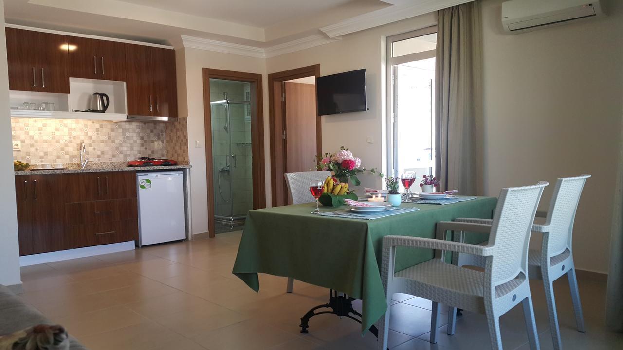 Midi̇ Family Sui̇Tes Aparthotel Alanya