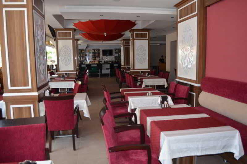 Mitos Hotel 3*