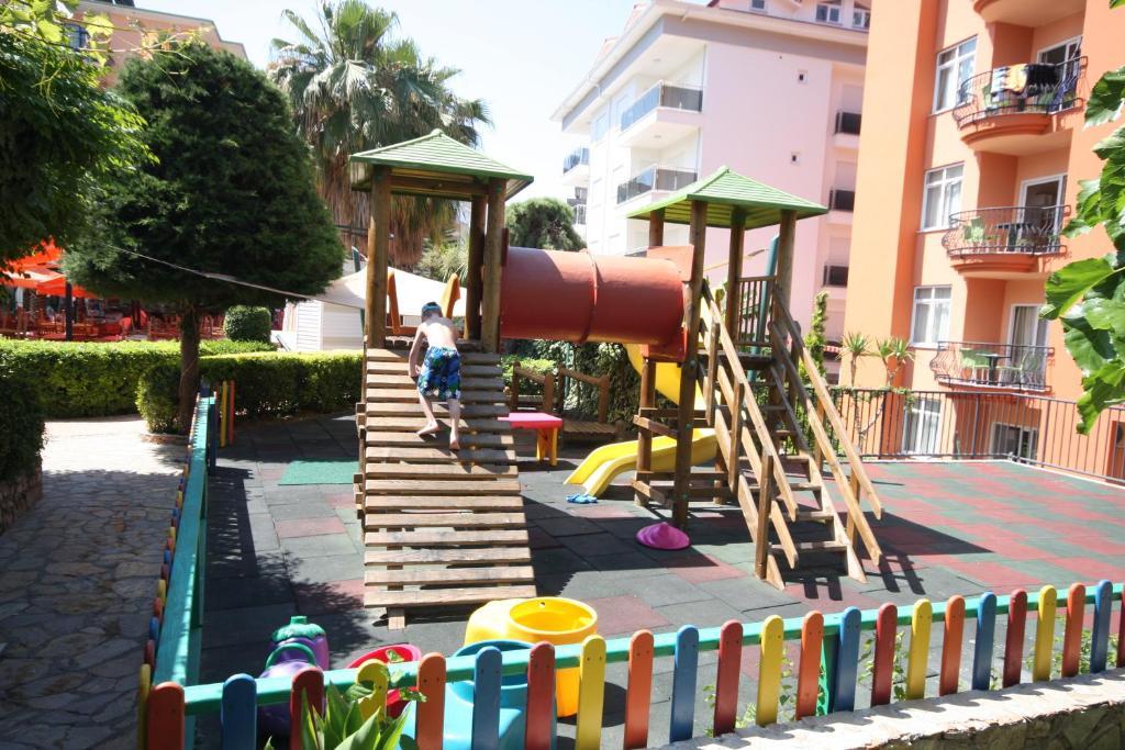 Sunpark Garden Hotel 4*