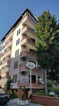 Midi Hotel