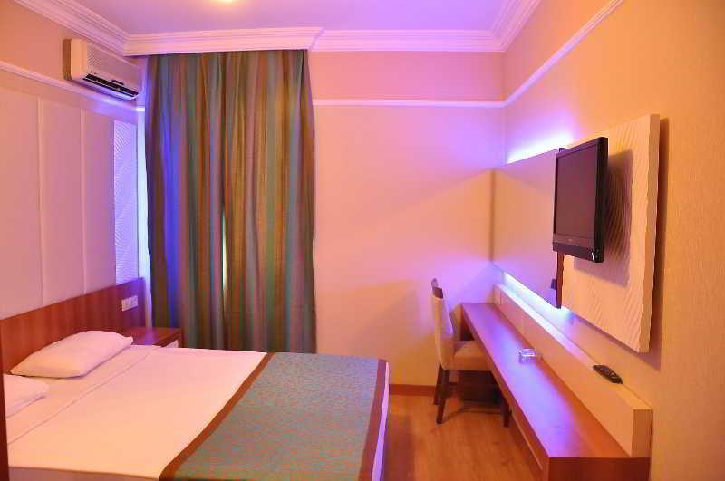 Cleopatra Tac & Apart Aparthotel 3*