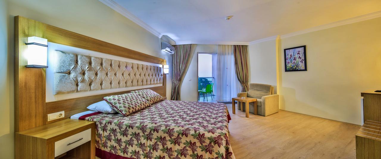 Hotel Hedef Beach 4*