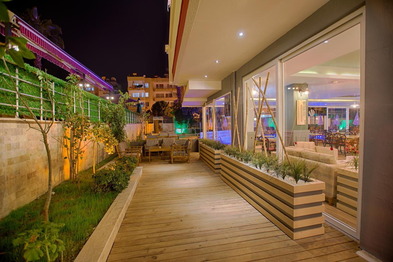 Aparthotel Hma &