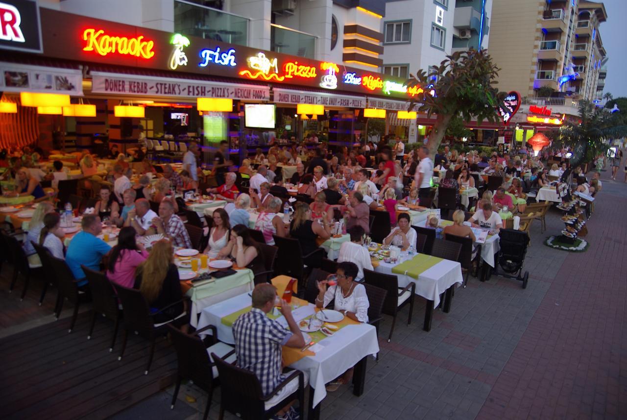 Aparthotel Delfino 3*