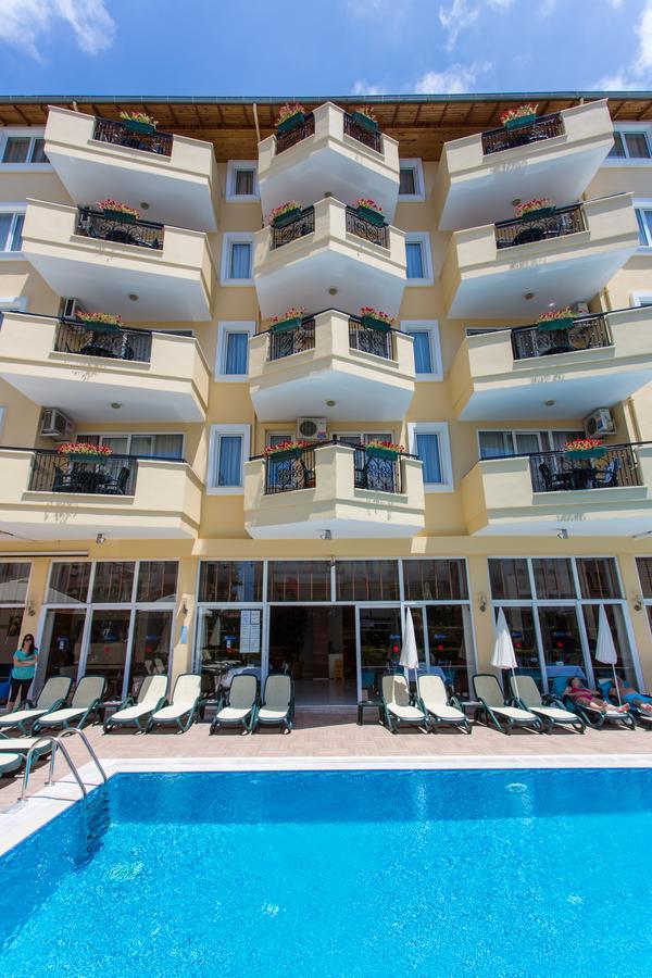 Aparthotel Novella *