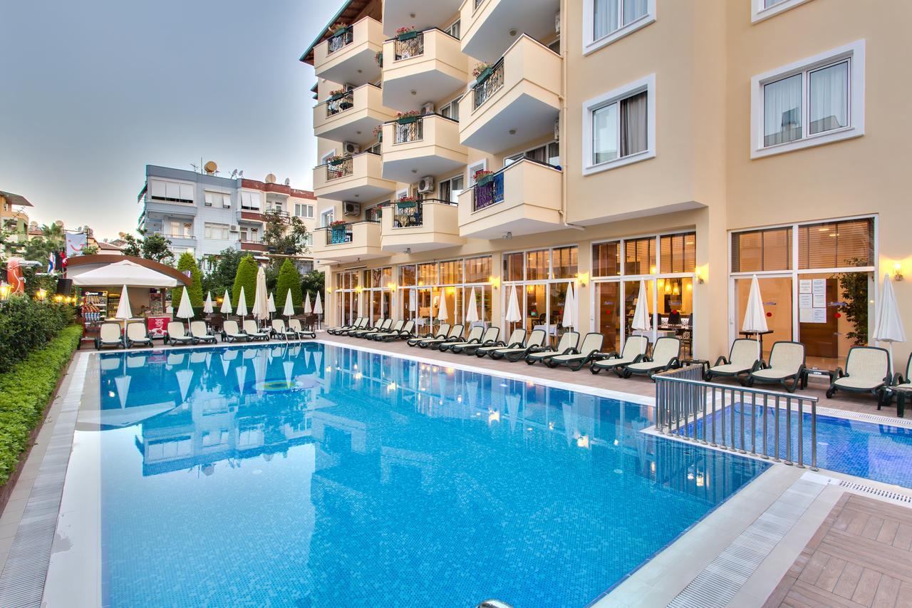Novella Aparthotel